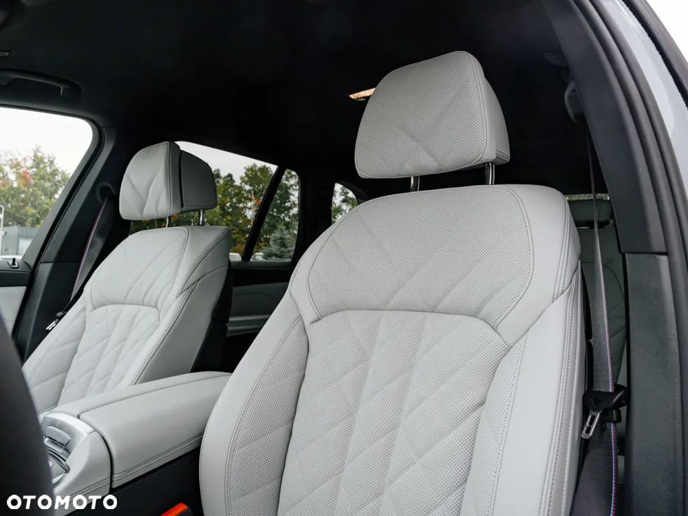 BMW X5 xDrive30d - 11