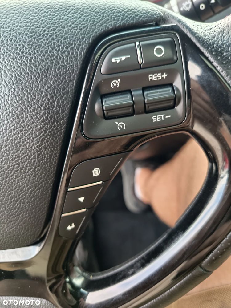 Kia Ceed 1.6 T-GDI GT - 29