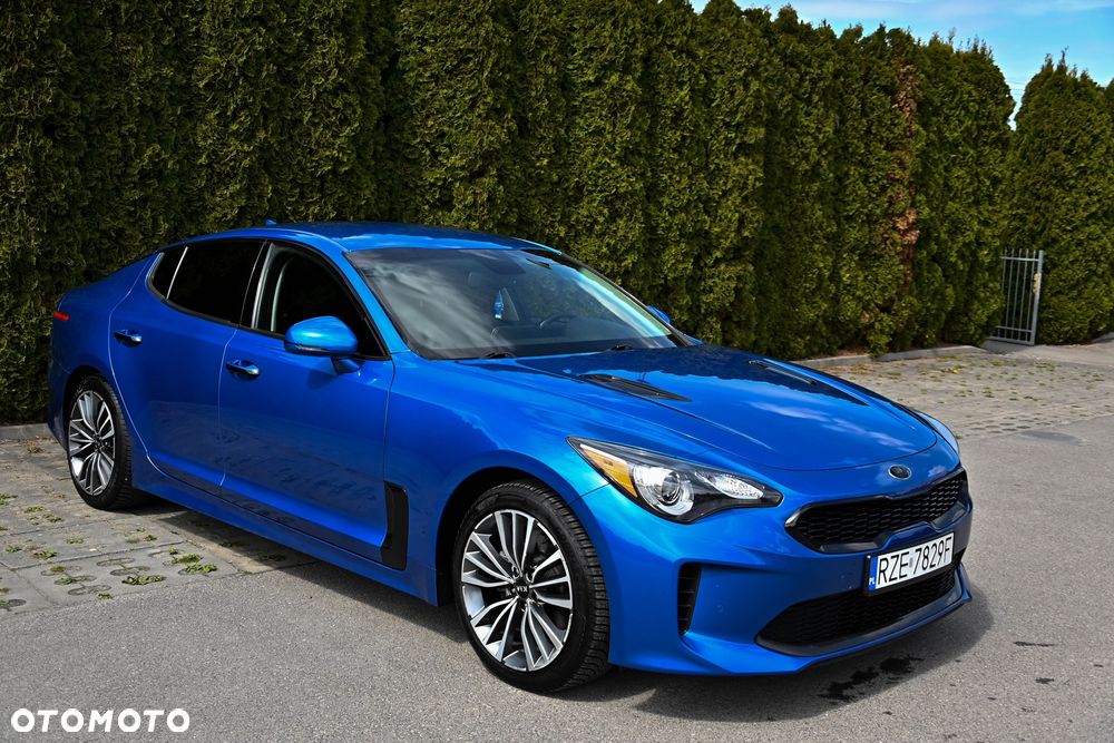 Kia Stinger - 2