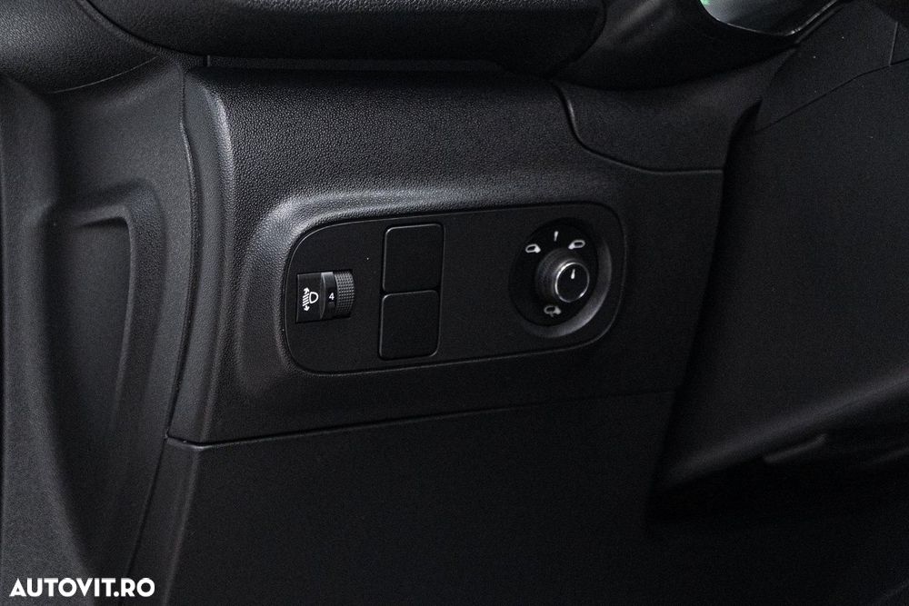 Citroën C3 1.2 PureTech S&S BVM5 Shine - 24