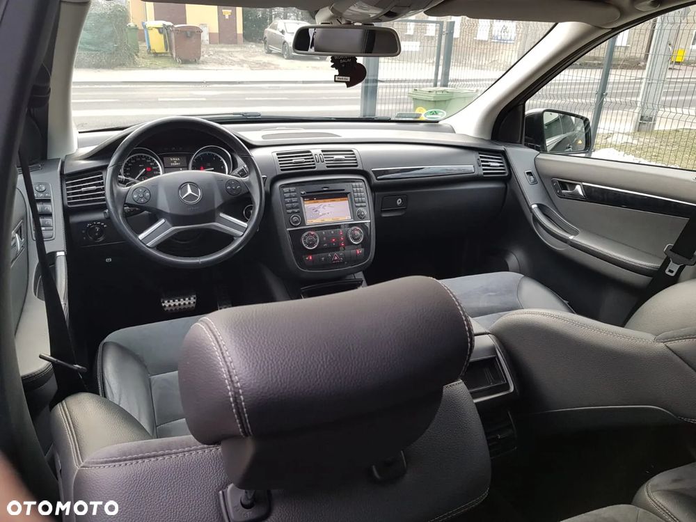 Mercedes-Benz Klasa R 350 CDI 4-Matic - 29