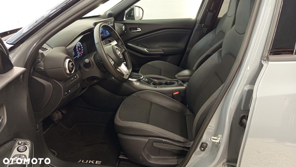 Nissan Juke 1.0 DIG-T N-Connecta DCT - 10