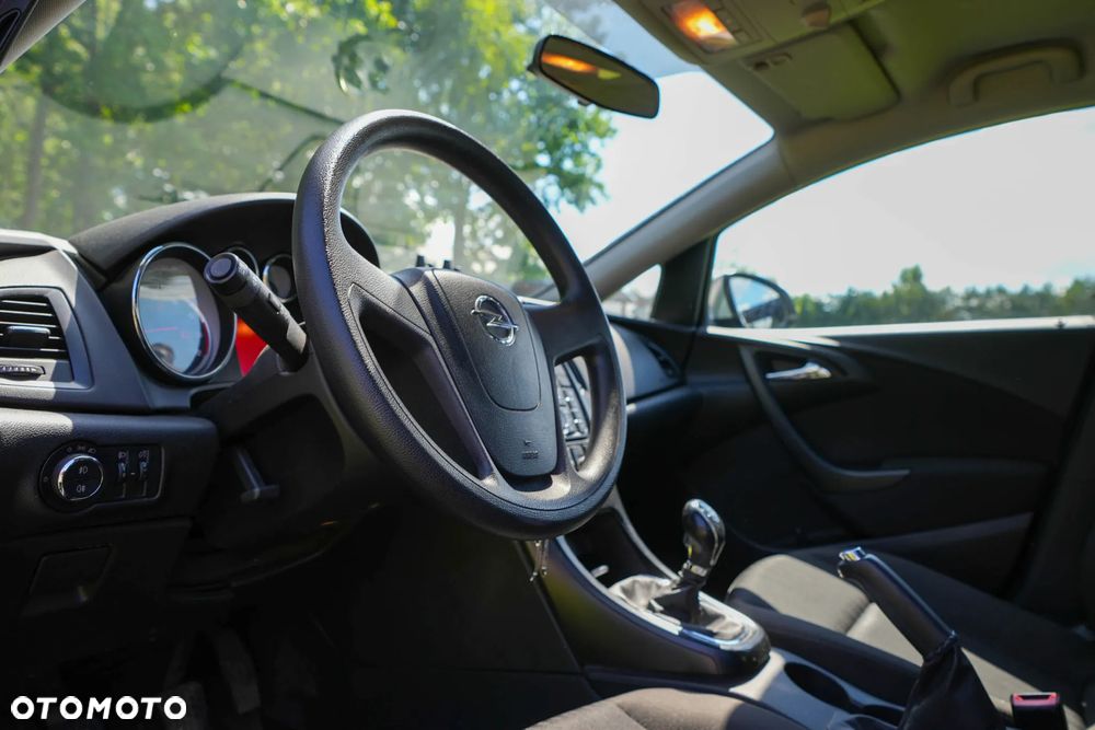 Opel Astra 1.6 Enjoy - 8