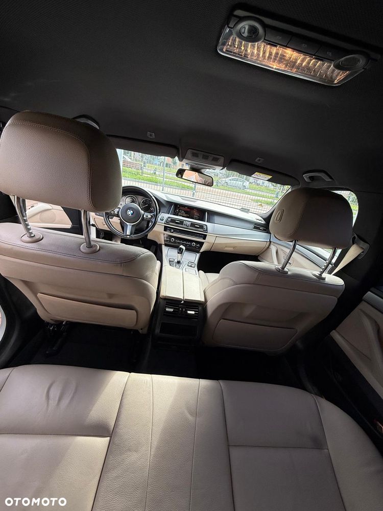 BMW Seria 5 520d xDrive Luxury Line - 9