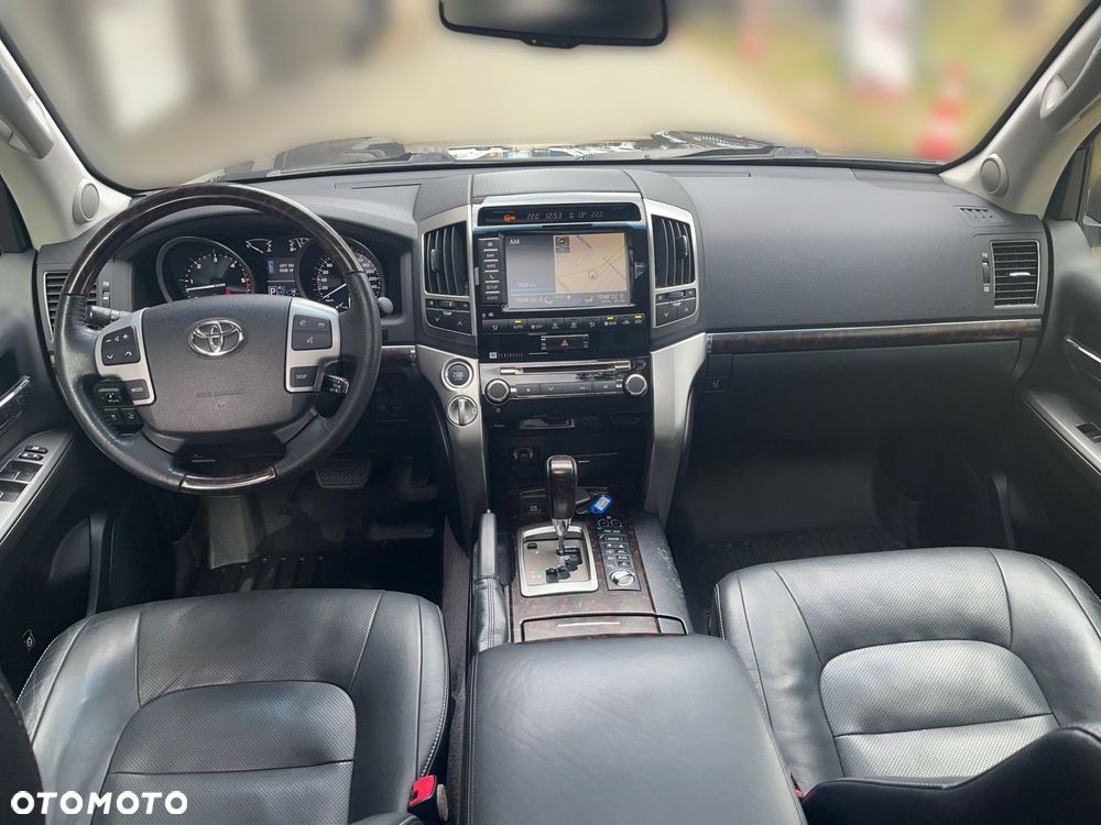 Toyota Land Cruiser LC 4.5 D-4D V8 Limited - 9