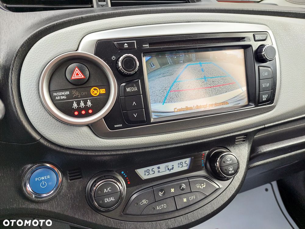 Toyota Yaris - 21