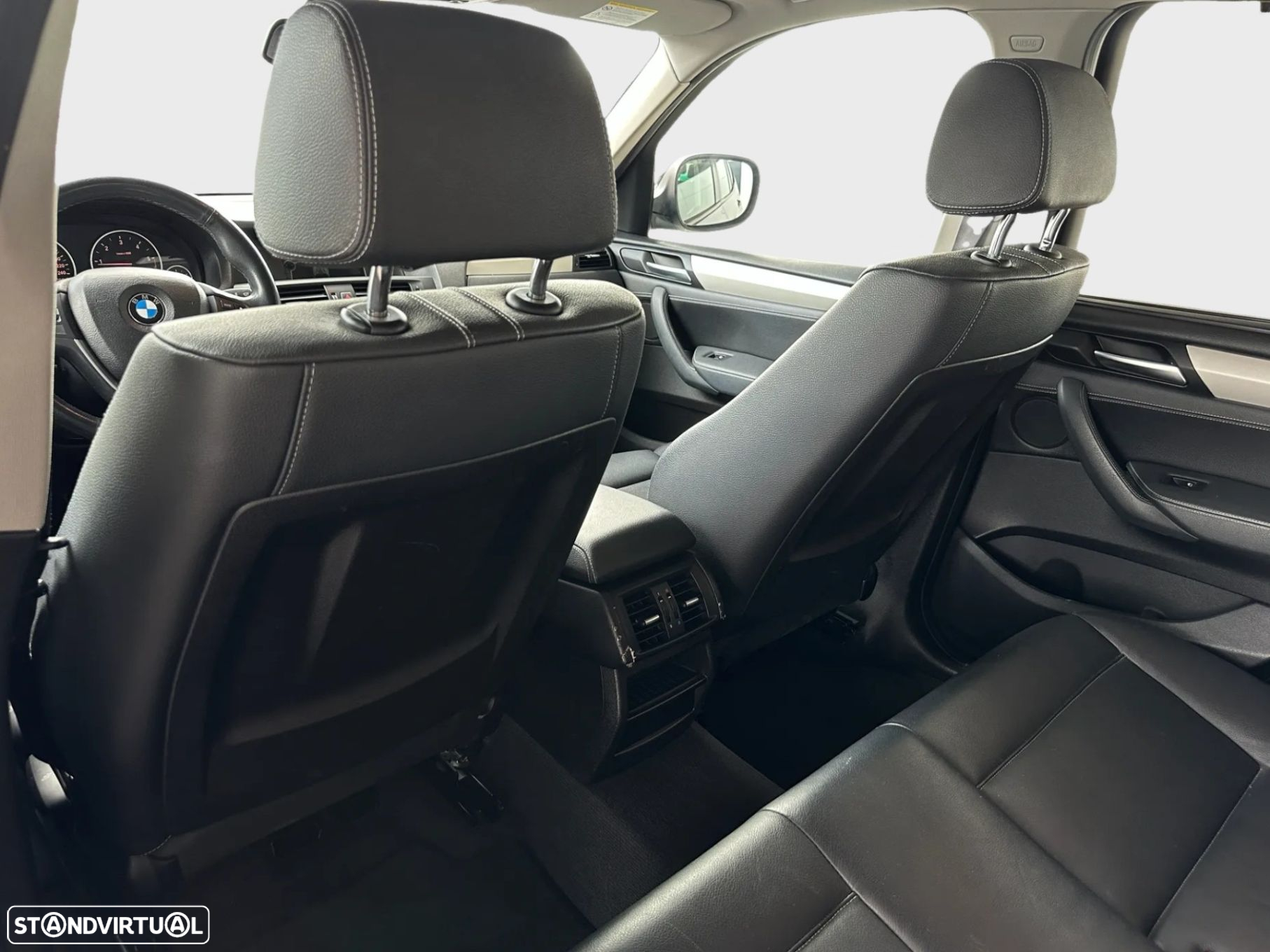BMW X3 18 d sDrive - 12