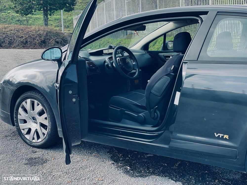 Citroën C4 1.6 HDi 110 VTR Pack - 13