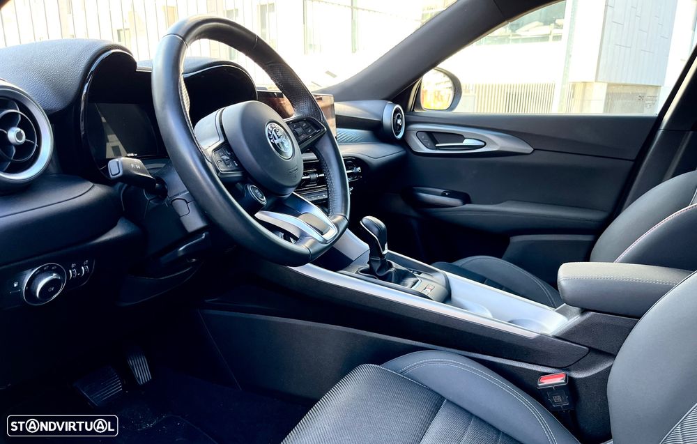 Alfa Romeo Tonale 1.3 Plug-In Hybrid Veloce e-AWD - 7