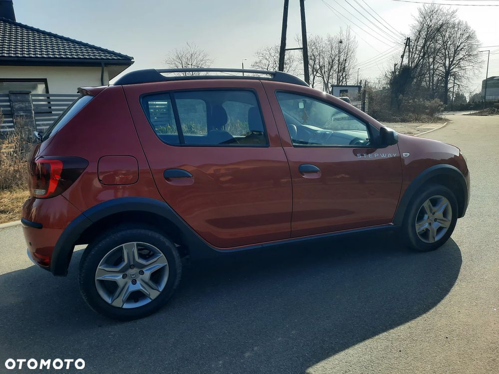 Dacia Sandero Stepway 0.9 TCe Ambiance S&S EU6 - 8
