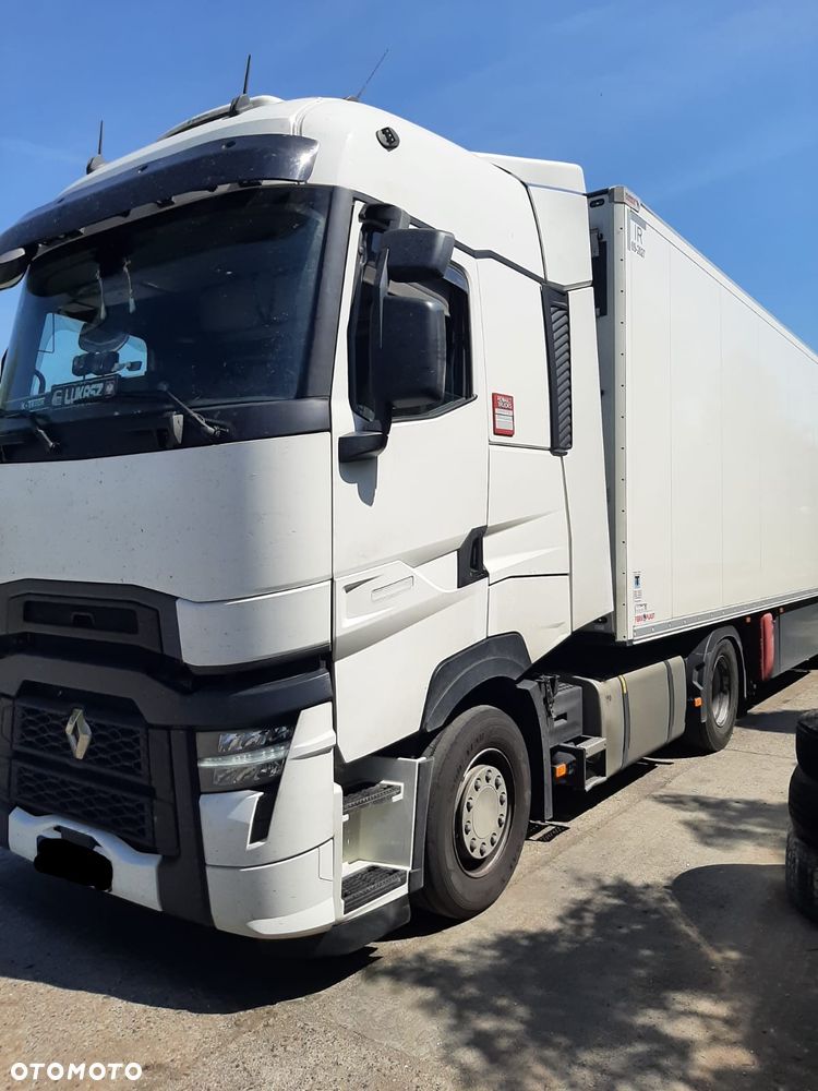 Renault T520 High Cab - 3
