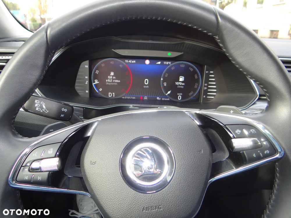 Skoda Superb 2.0 TDI Style DSG - 23