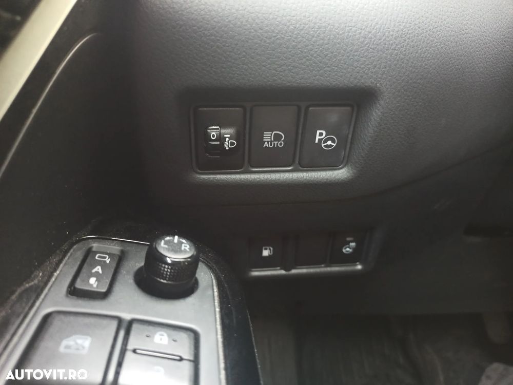 Toyota C-HR 1.8 HEV 140 CP 4x2 CVT Exclusive - 2