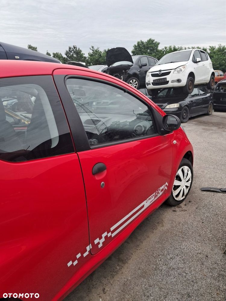 Citroen C1 I 05-14 Peugeot 107 Toyota Aygo drzwi prawe 3D KJH - 1