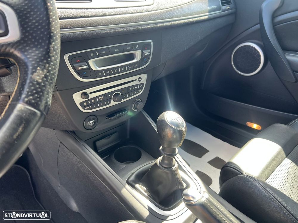 Renault Mégane Coupe 2.0 T 16V RS - 27