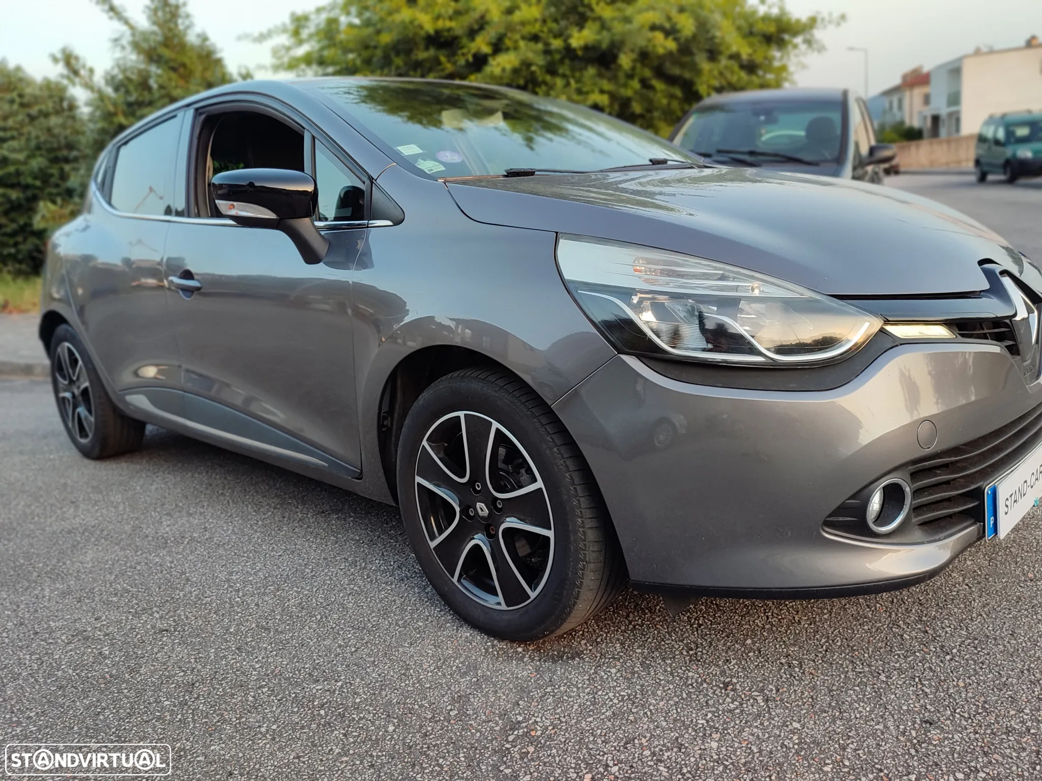 Renault Clio 0.9 TCE Dynamique S - 3