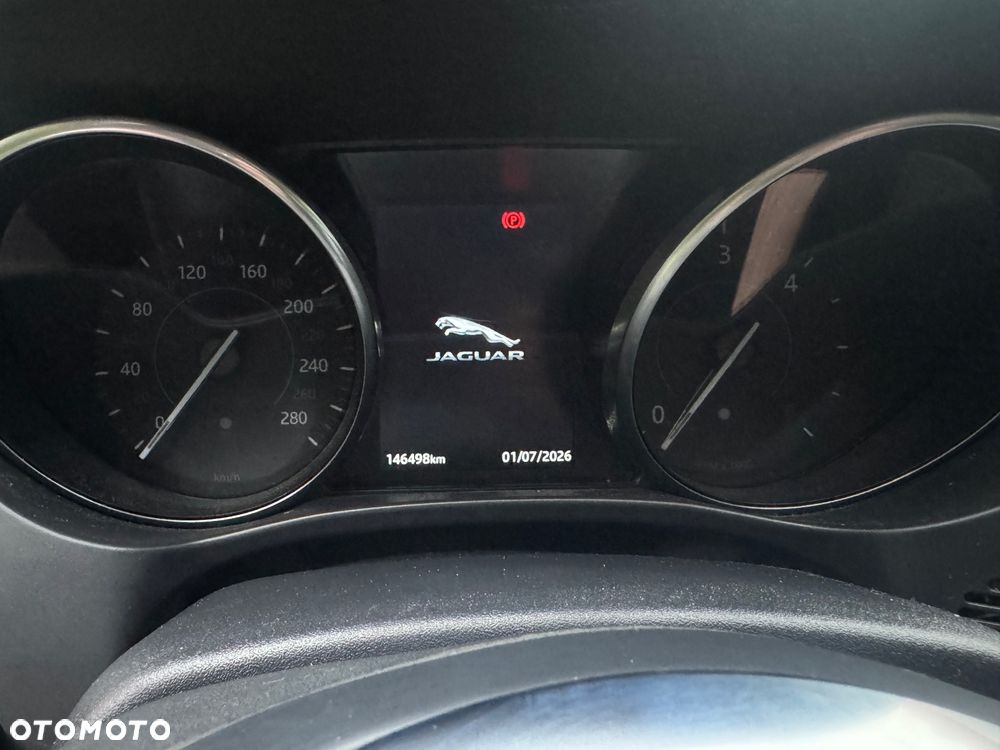 Jaguar F-Pace 2.0 i4D AWD Prestige - 11