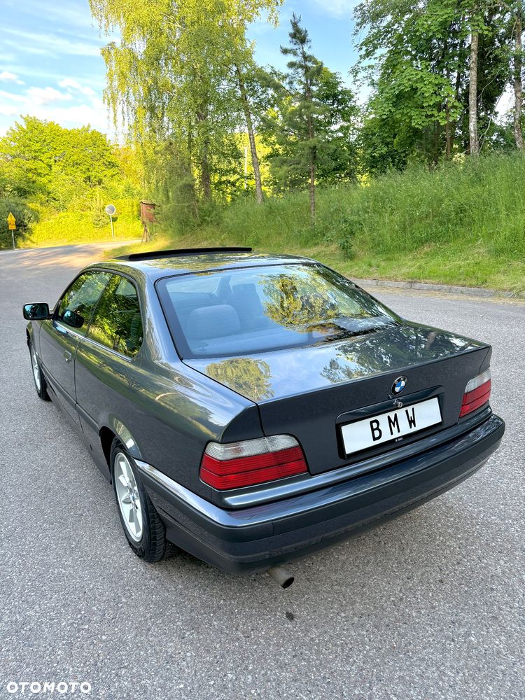 BMW Seria 3 316i - 9