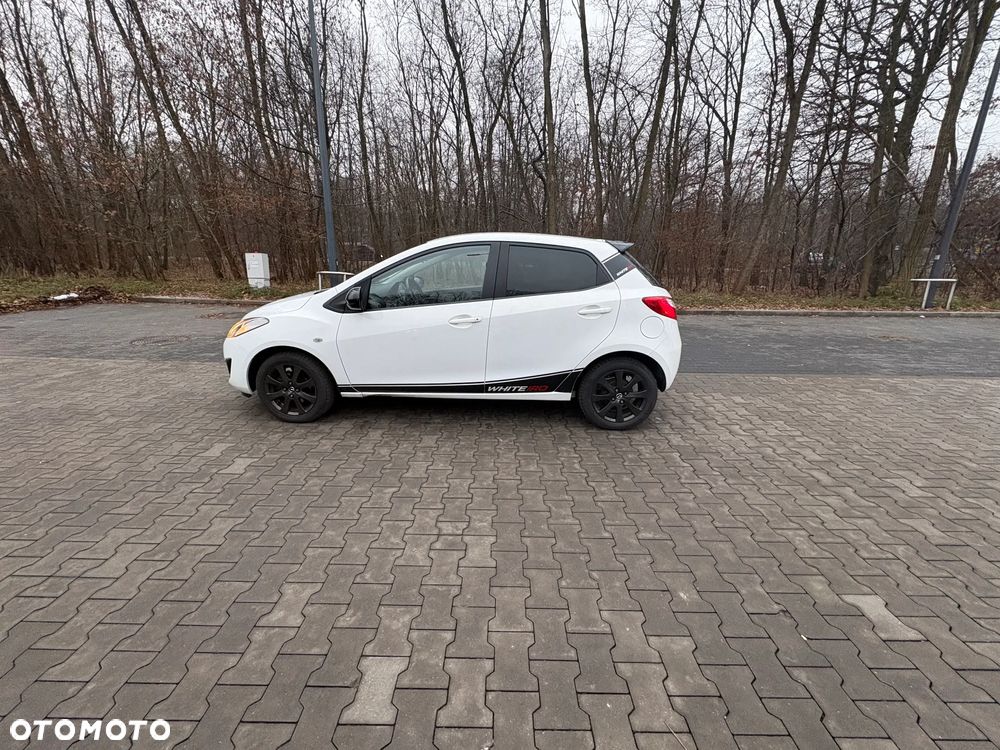 Mazda 2 1.3 MZR Iro - 1