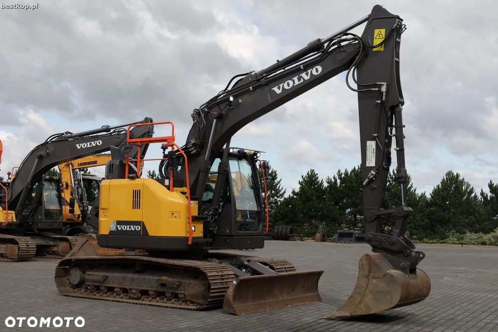Volvo ECR145EL - 13