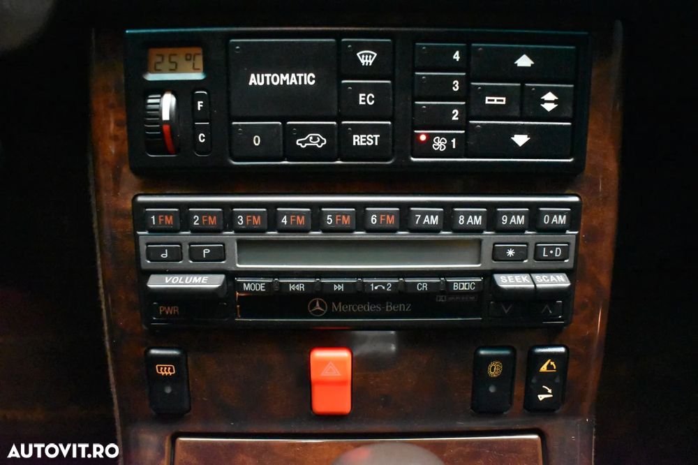 Mercedes-Benz SL - 23