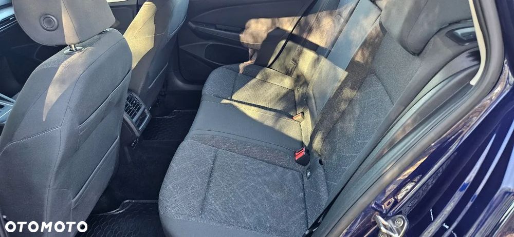 Volkswagen Golf - 20