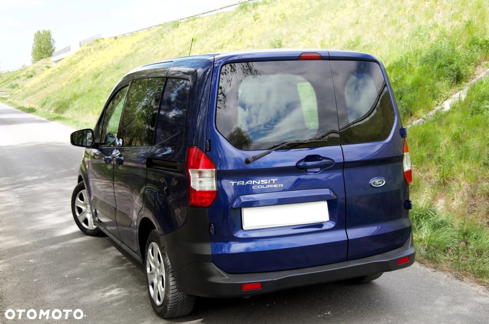 Ford Transit Courier - 3