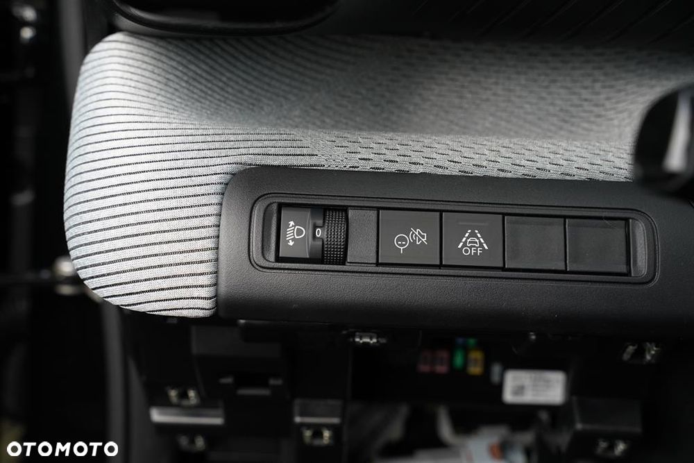 Citroën C3 1.2 mHEV Max - 11