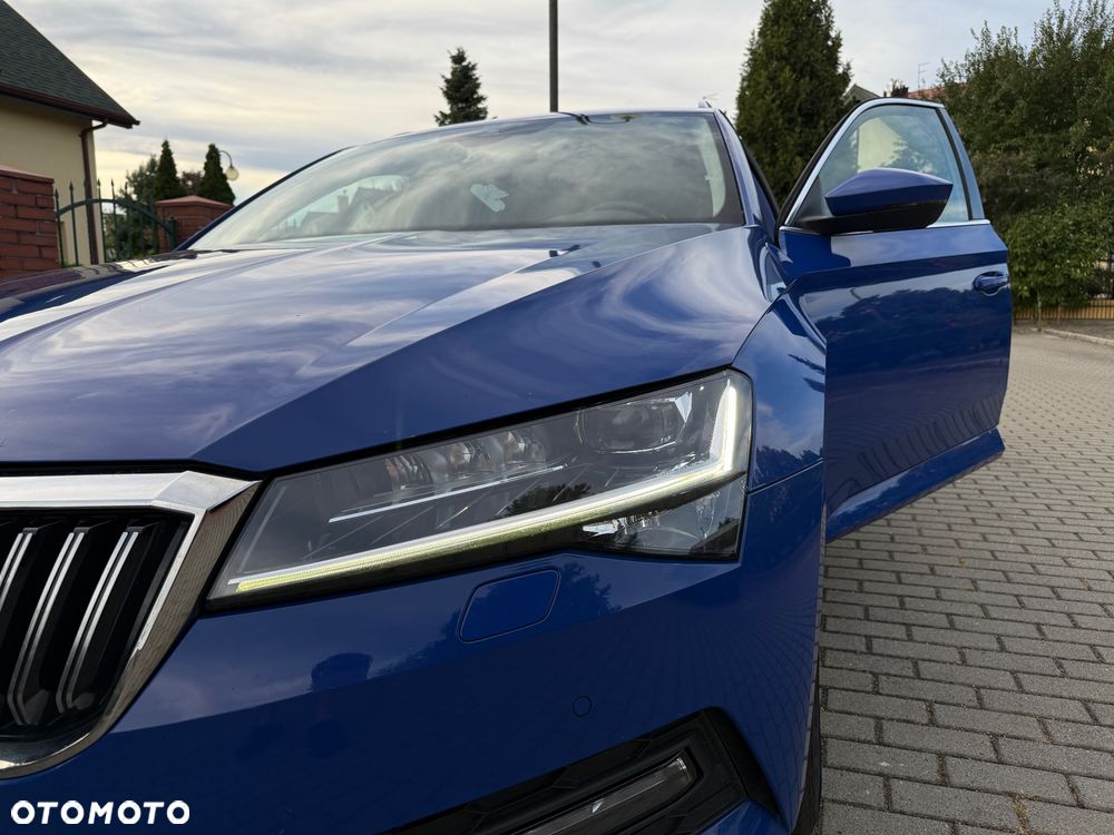 Skoda Superb 2.0 TDI SCR Ambition - 31