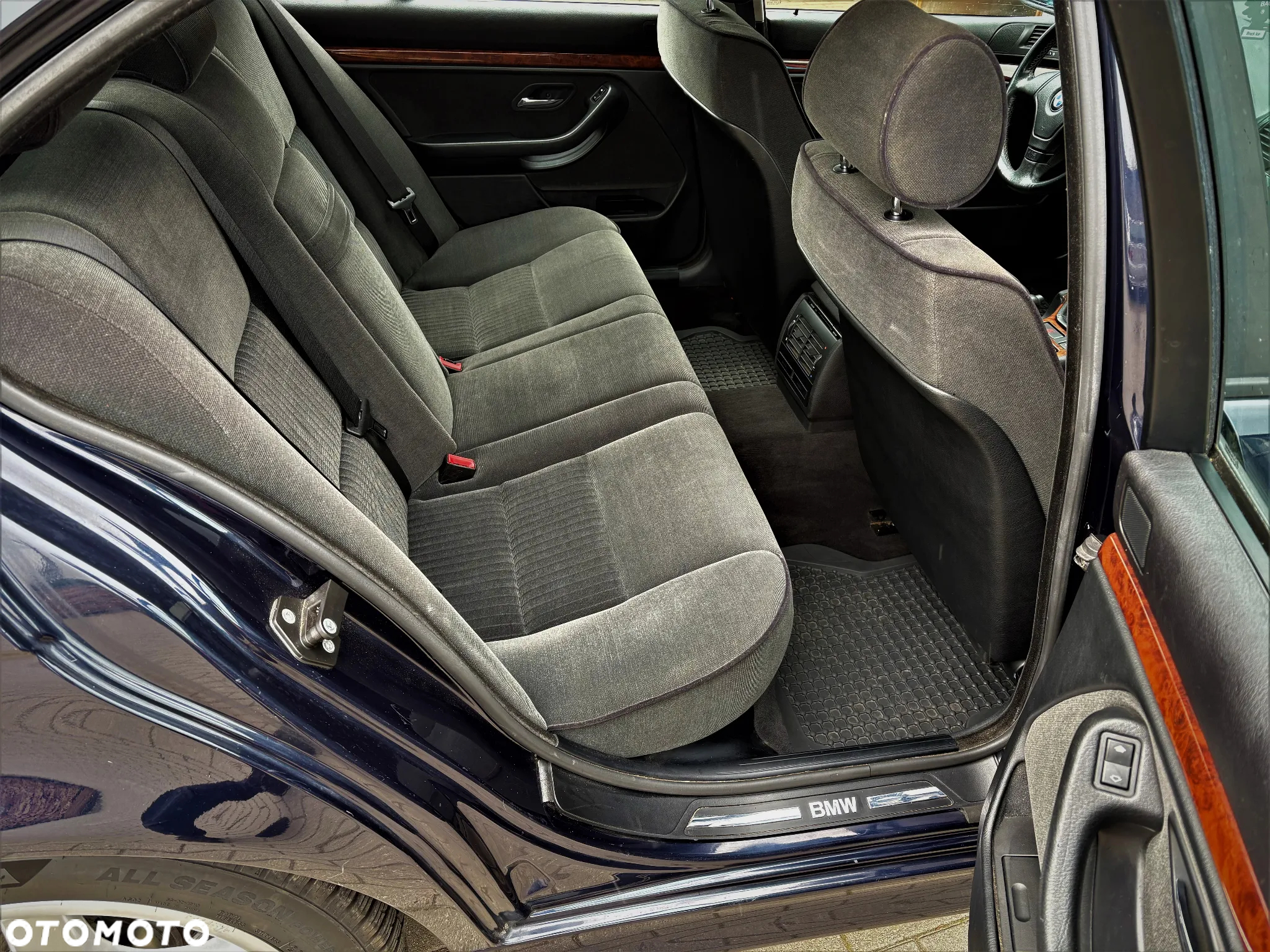 BMW Seria 5 520i - 8