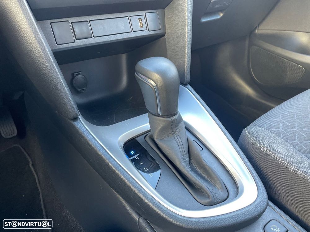 Toyota Yaris Cross 1.5 HDF Comfort Plus - 19