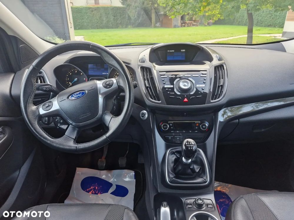 Ford Kuga 2.0 TDCi 4x4 Titanium - 4