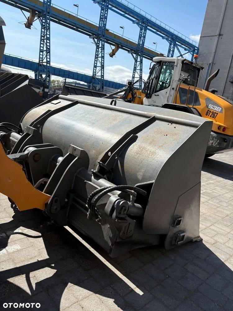 Liebherr L538 - 3