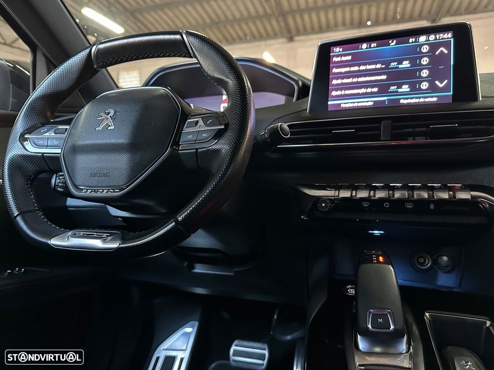 Peugeot 5008 1.5 BlueHDi GT Line J19 EAT8 - 33