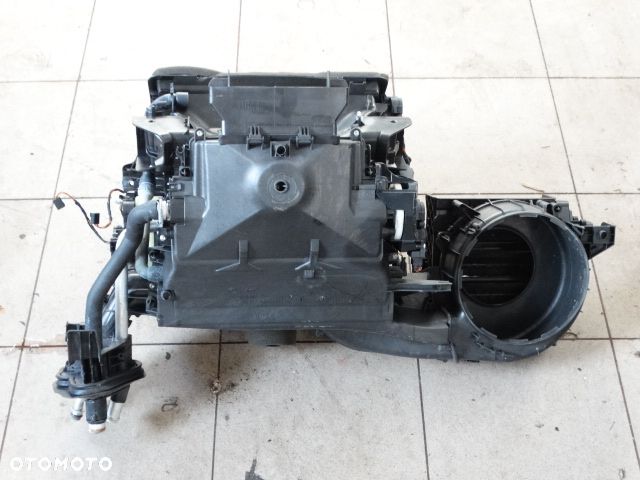 BMW 3 E90 E91 E92 335i Nagrzewnica Kompletna Klimatronik, Europa, Valeo IHKA E9x LL 64119132569 9132569   BMW 316d 316i 318d 318i 320i 320d  323i 325d 325i 328i 330d 330i 335i 335d - 4
