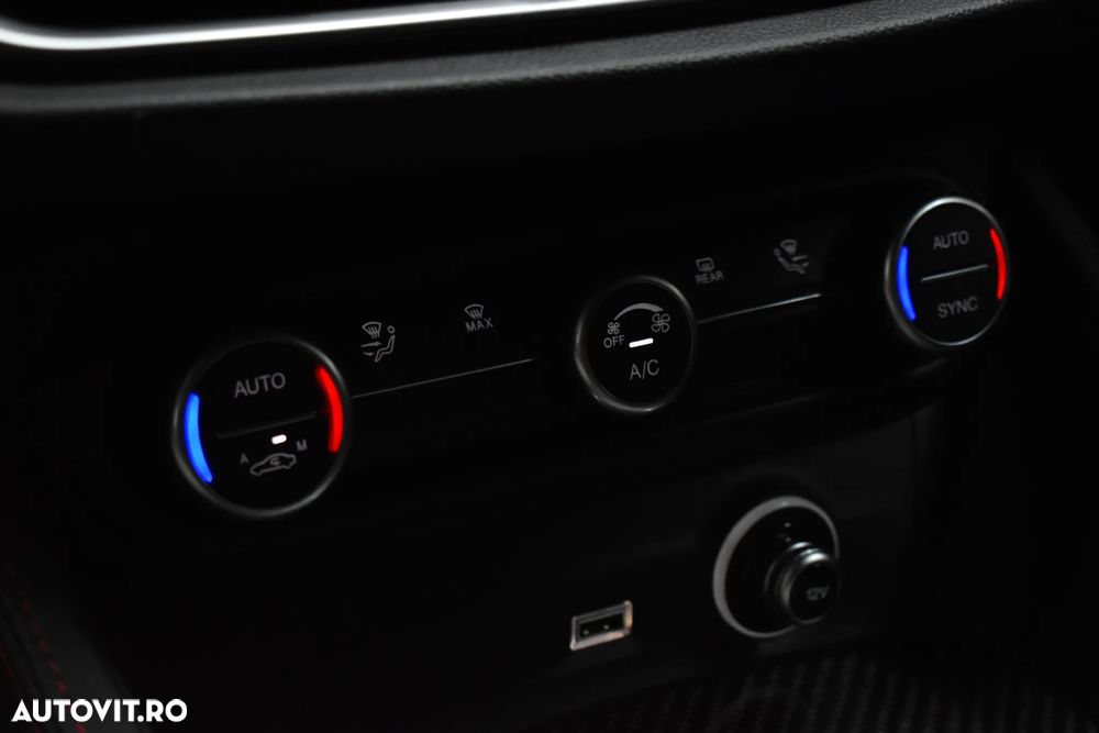 Alfa Romeo Stelvio 2.9 V6 Turbo AWD AT8 Quadrifoglio - 20