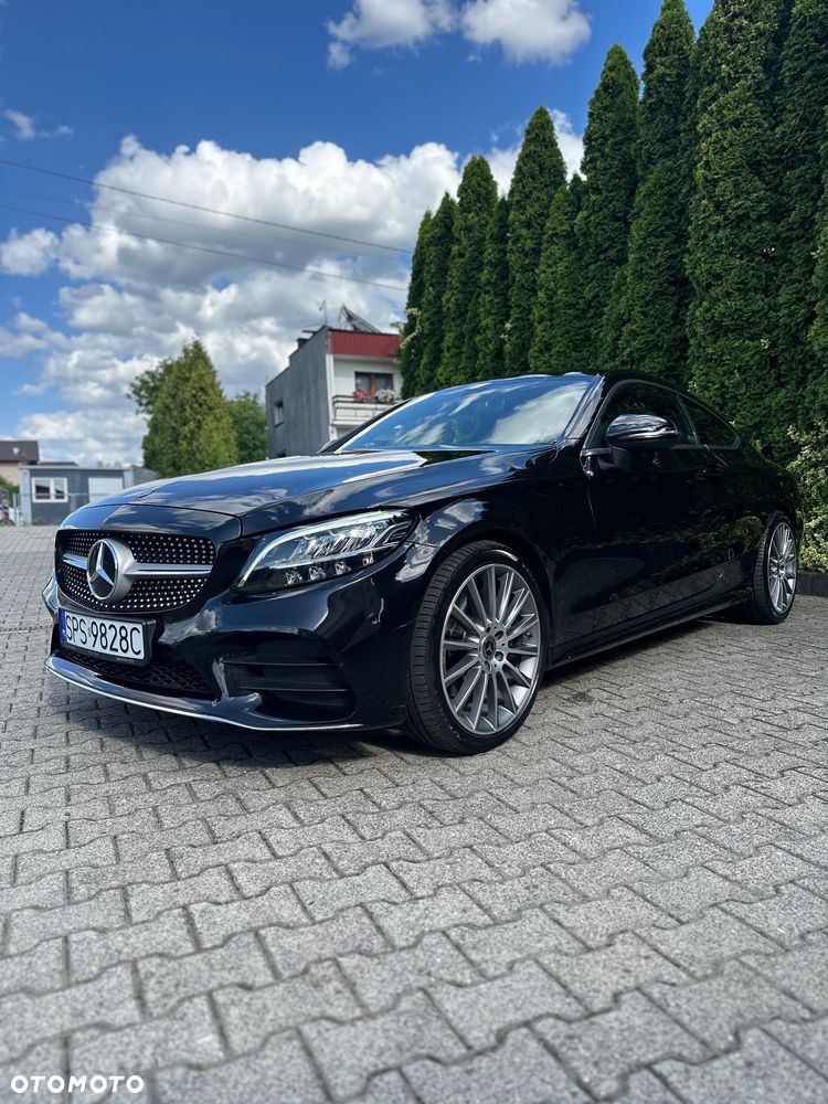 Mercedes-Benz Klasa C 300 4MATIC 9G-TRONIC - 3