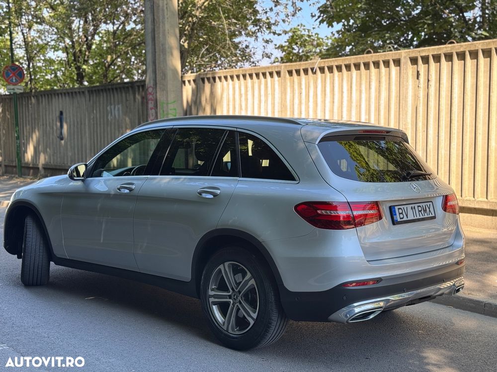 Mercedes-Benz GLC 250 d 4Matic 9G-TRONIC AMG Line - 3