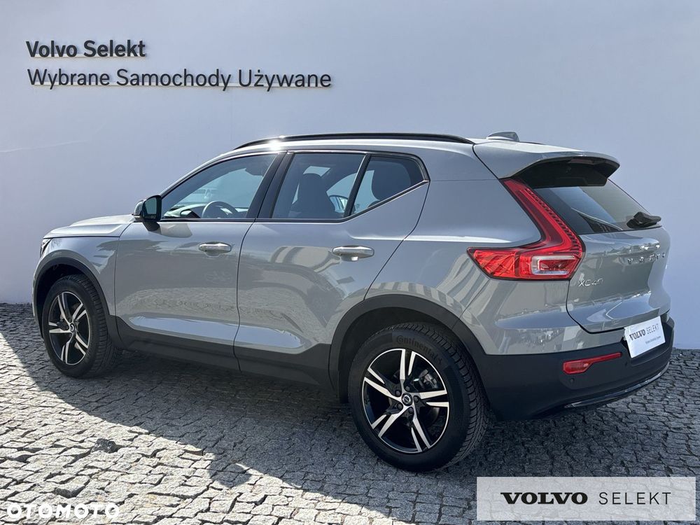 Volvo XC 40 - 4