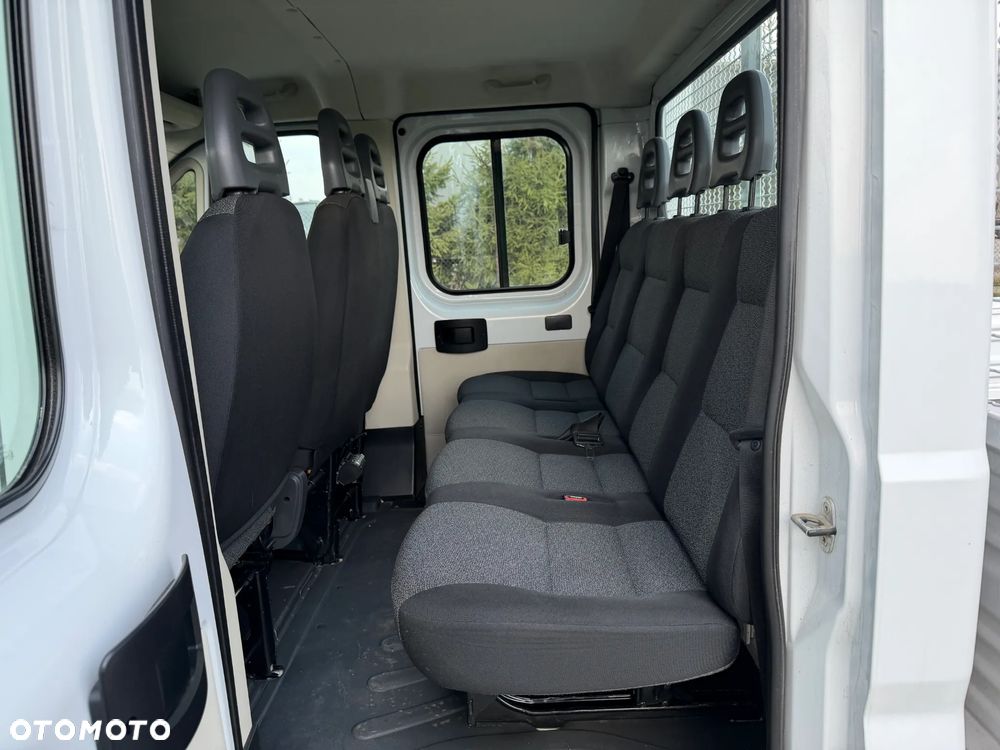 Fiat Ducato * 2.3/130KM * DOKA / Brygadówka * 7 Osób * Skrzyniowy * - 37