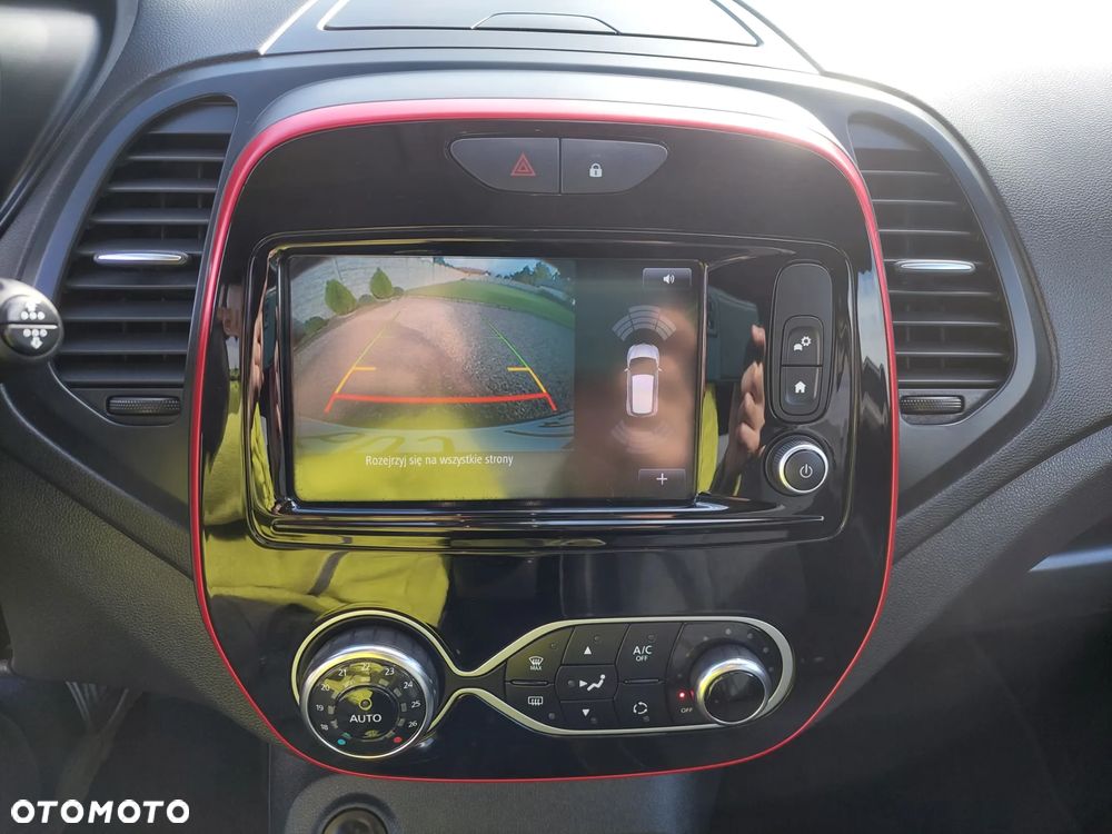 Renault Captur ENERGY TCe 120 Crossborder - 28