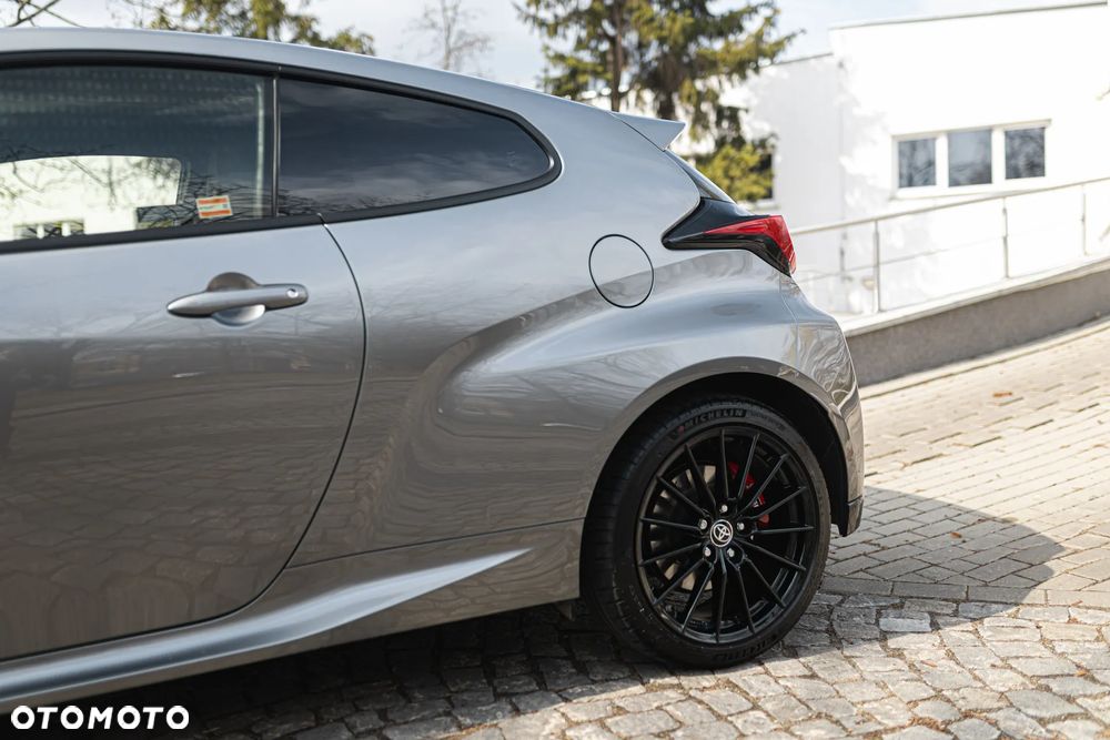Toyota GR Yaris - 4