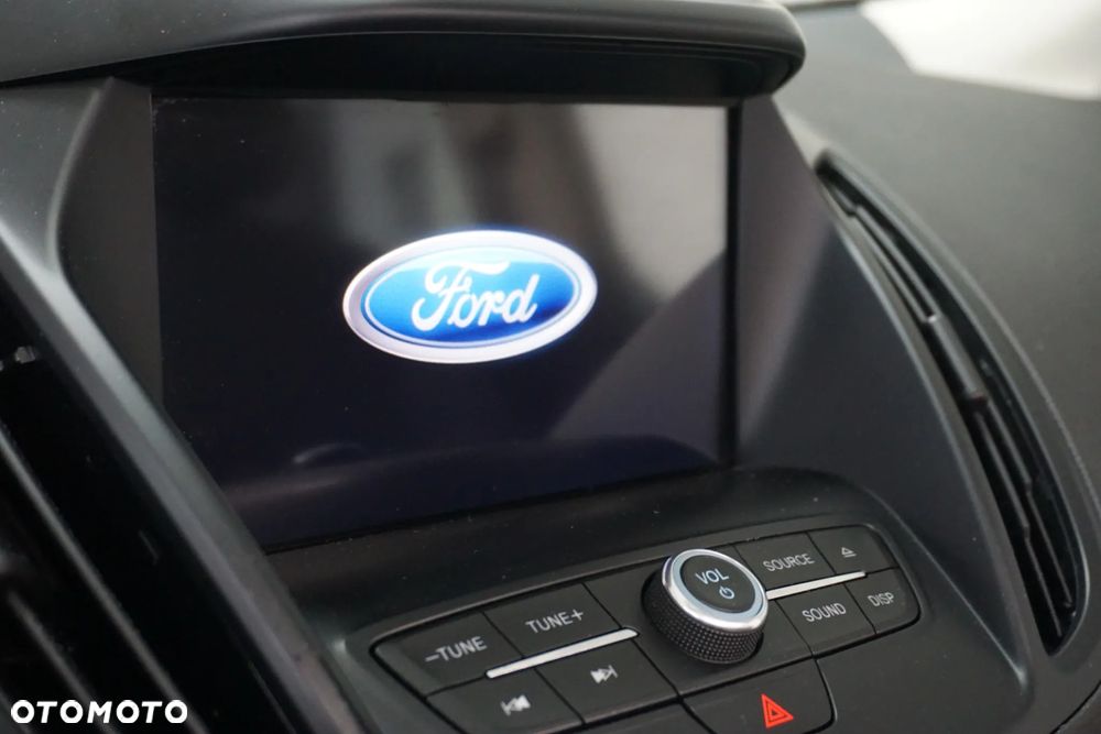 Ford Kuga 2.0 TDCi 2x4 SYNC - 23