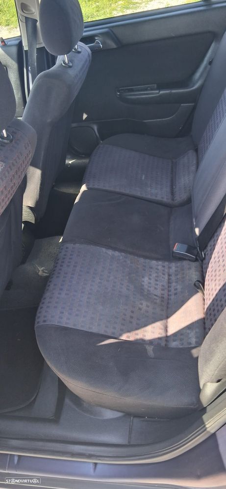 Opel Astra Caravan 2.0 DTi Club - 6