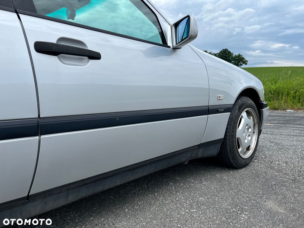 Mercedes-Benz Klasa C 200 Classic - 20