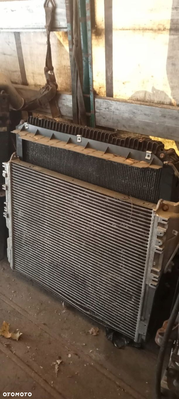 INTERCOOLER CHŁODNICA POWIETRZA MERCEDES ACTROS