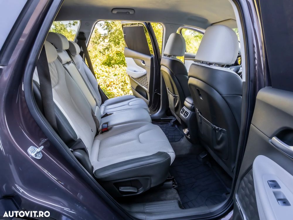 Hyundai Santa Fe 2.2 CRDi 4WD SEVEN Signature - 6