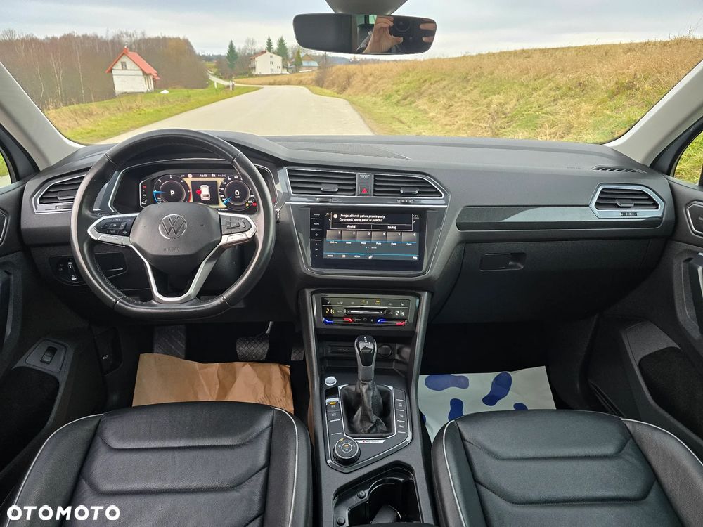 Volkswagen Tiguan 2.0 TDI SCR 4MotION DSG Elegance - 28
