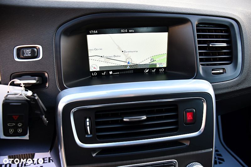 Volvo V60 Cross Country D4 Geartronic Summum - 14