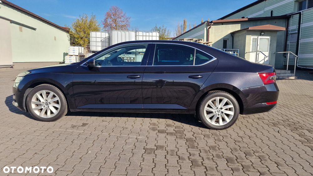 Skoda Superb 2.0 TDI SCR 4x4 Style DSG - 7